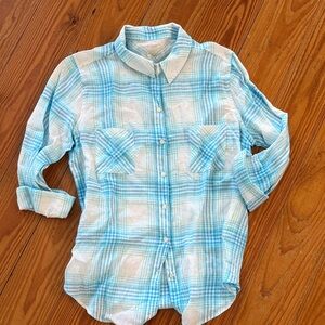 Lilly Pulitzer Blue and White Plaid Button-Up Shirt